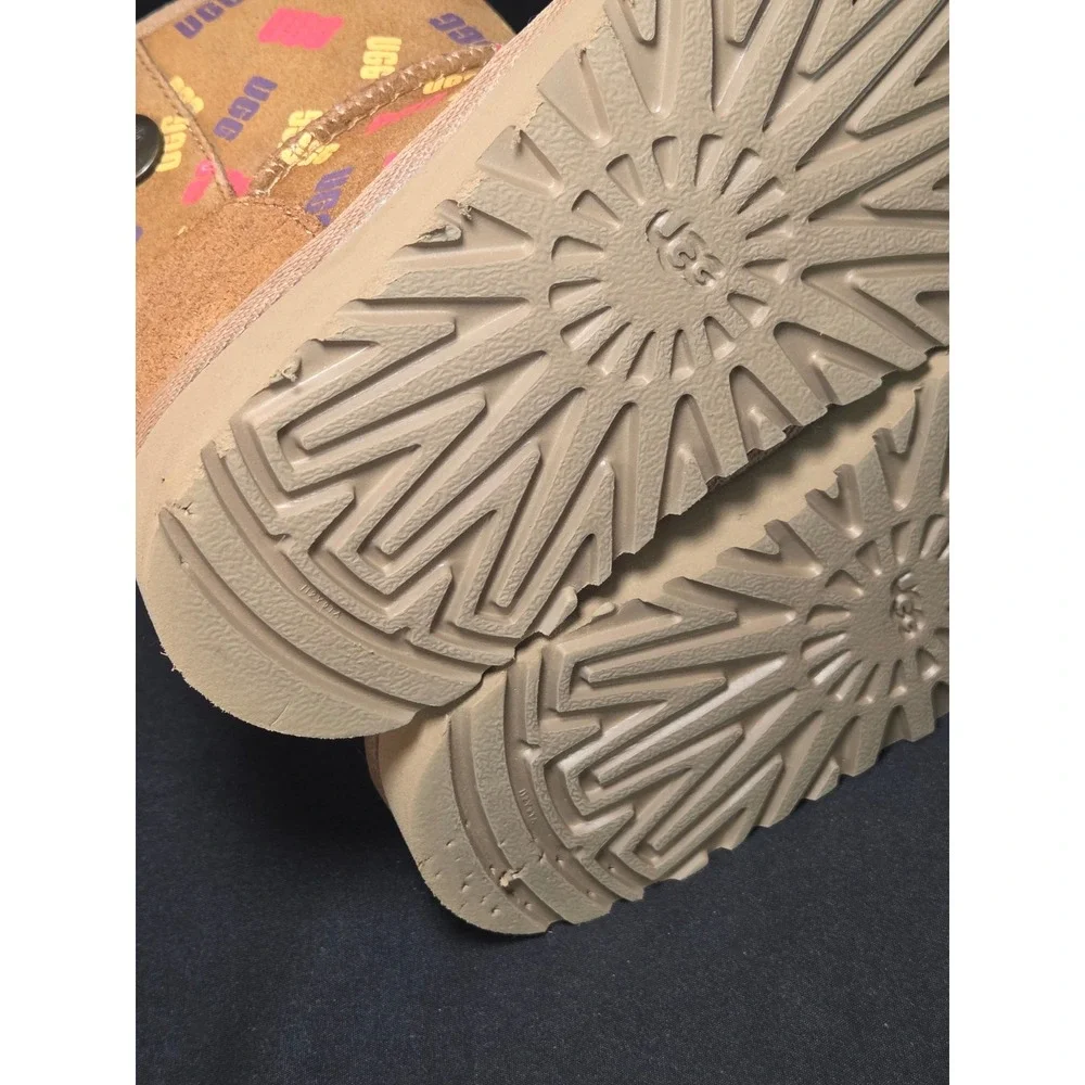 UGG toddler mini